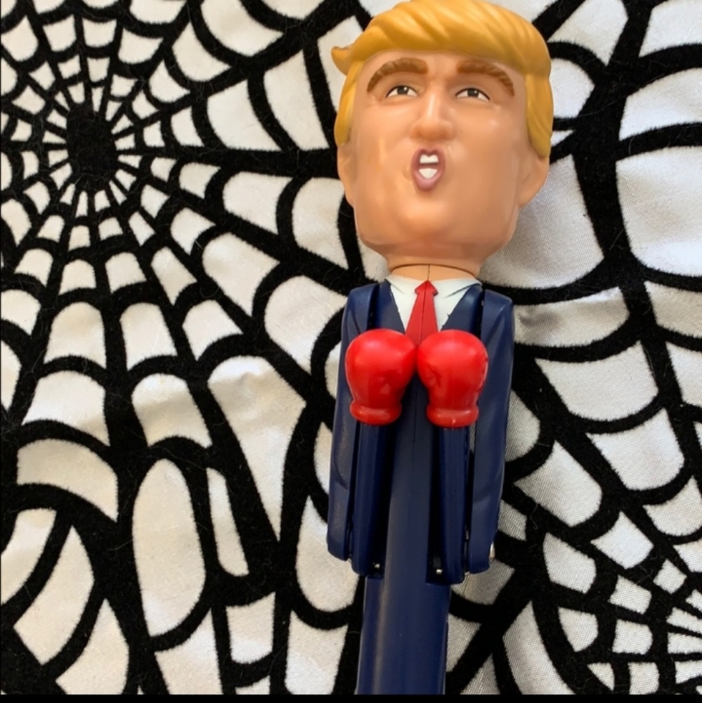 Paper Source Donald Trump punching pen